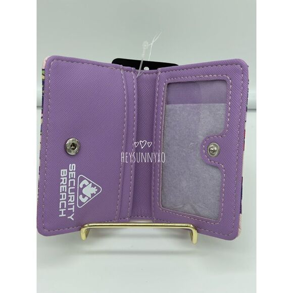 Five Nights at Freddy's: Security Breach Chibi Cardholder - Picture 3 of 3